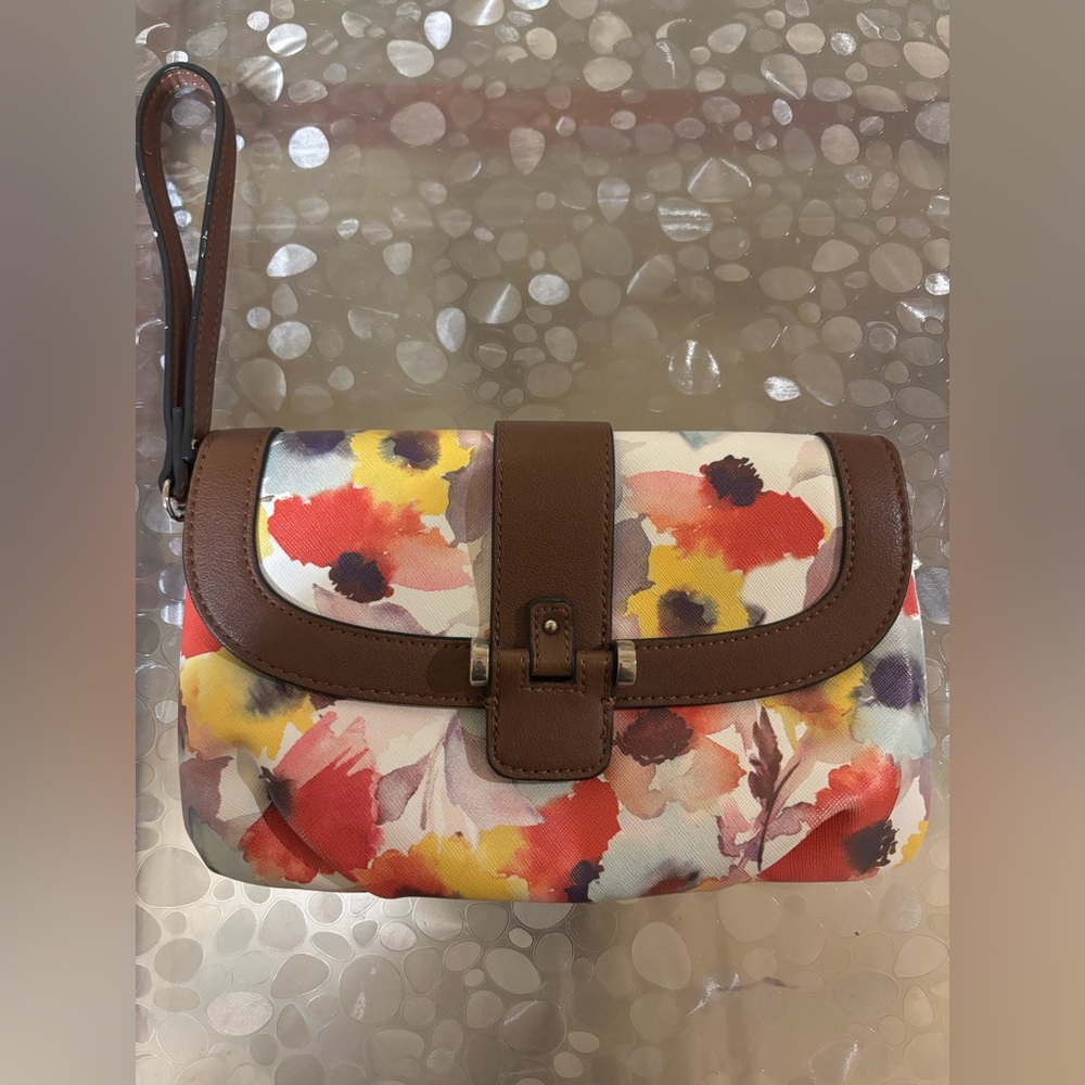Vintage, striking Floral Wristlet by CHAPS. 8” long.5.5”width.2 zipper pockets.